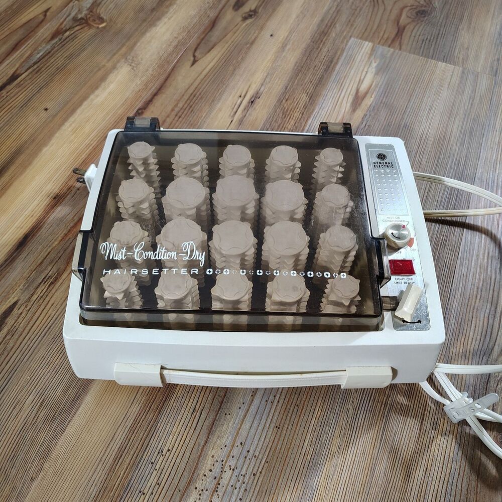 Vintage General Electric Mist Condition Dry Hairsetter B2 HCD-4 Hot Rollers